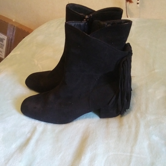 Like Brand New! Black Suede Fringe Booties🍁🍂 - Picture 3 of 6